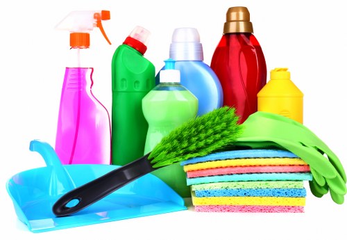 Local cleaning company service for homes in N5