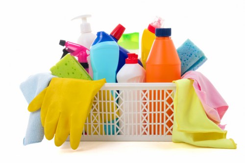 Office floor and workspace cleaning in N5
