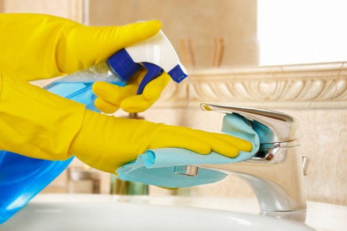Detailed kitchen and bathroom cleaning during a one-off clean in N5
